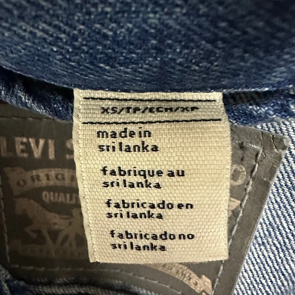 Levi Denim Jacket Womens XS Blue Trucker Cotton Slim Casual Jean Jacket 70270